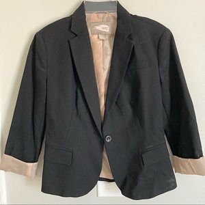 Fitted Black Blazer
